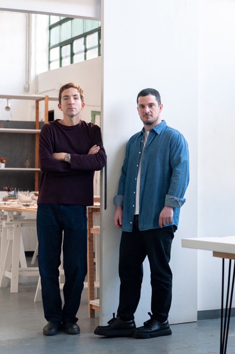 Simone Bonanni e Valerio Sommella, designers da Coleção Jasmine